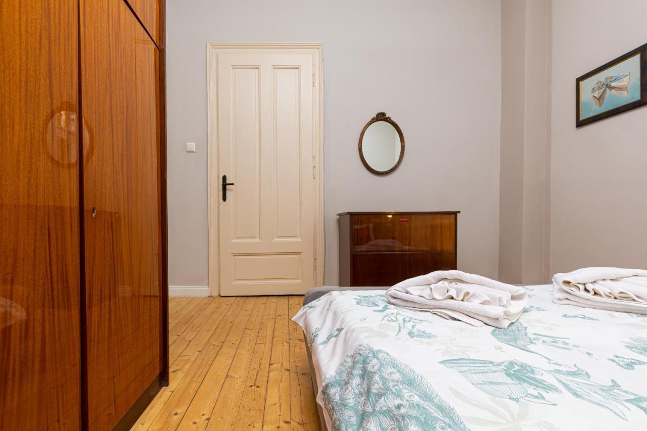 The Old Town Vintage 2-Bedroom Jewel By Flat Mаnager Plovdiv Esterno foto